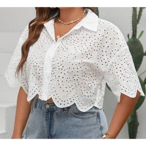 SHEIN White Eyelet Embroidery Scallop Trim Drop Shoulder Cropped Top
